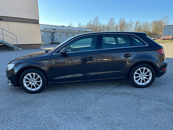 Audi A3 2 of 23