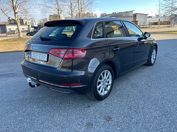 Audi A3 5 of 23