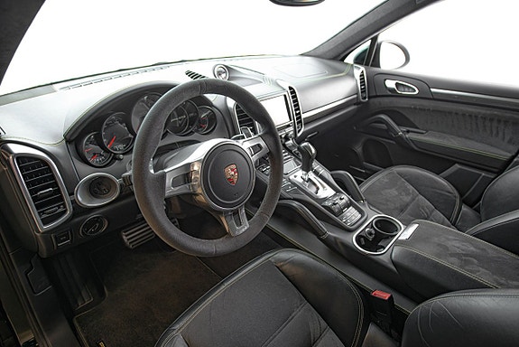 Porsche Cayenne GTS 11 of 27