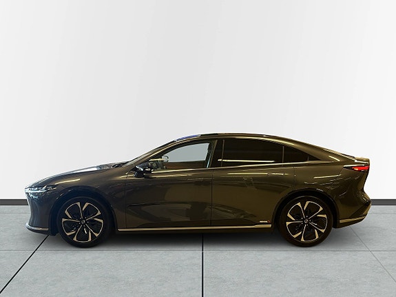 Mazda 6e 4 of 5