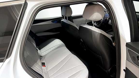 BYD Seal 6 5 of 5