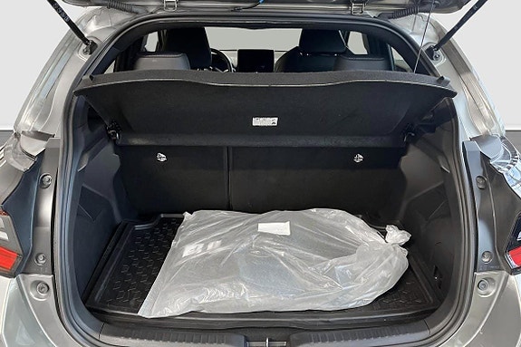 Toyota Yaris 12 of 13