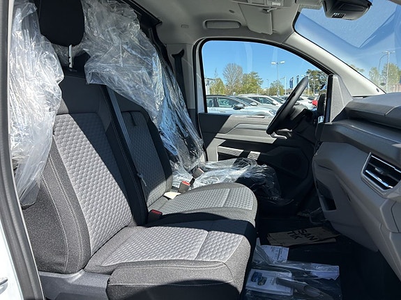 Volkswagen Transporter 14 of 21