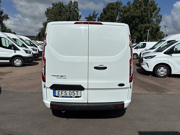 Ford Transit Custom 5 of 5