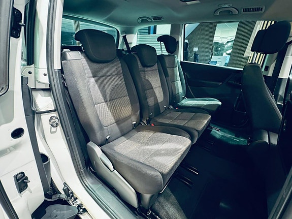 Volkswagen Sharan 19 of 23