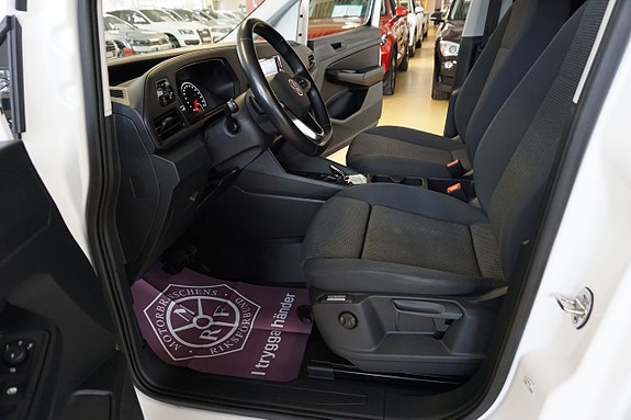 Volkswagen Caddy Maxi 3 of 5