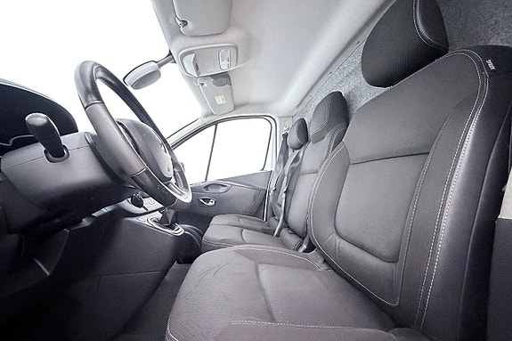 Renault Trafic 15 of 30