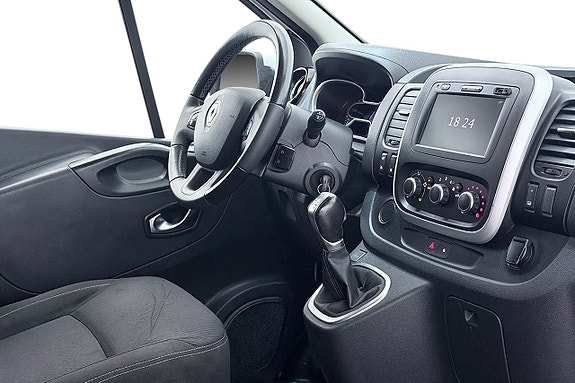 Renault Trafic 18 of 30