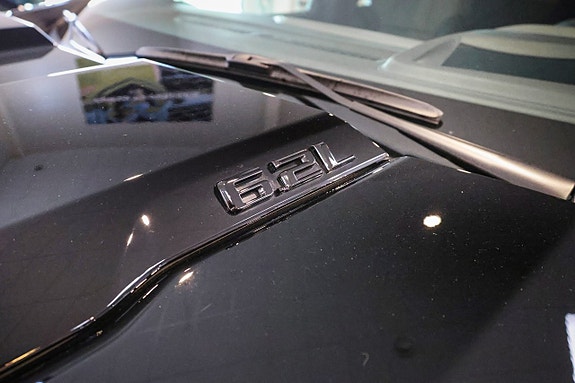 Chevrolet Silverado EV 11 of 30