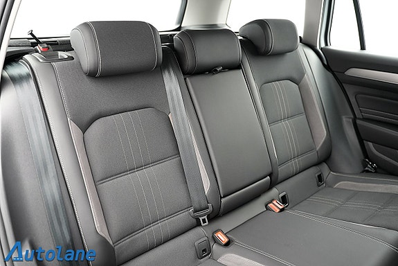 Volkswagen Passat Alltrack 20 of 29