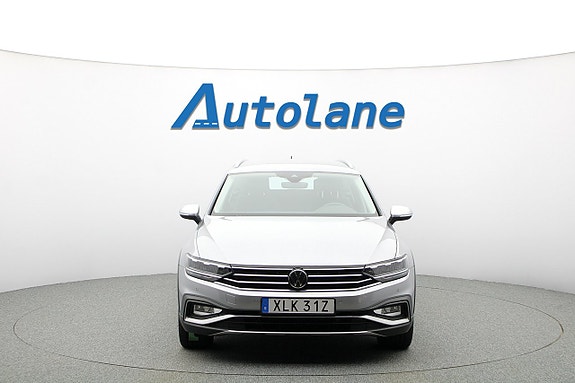 Volkswagen Passat Alltrack 4 of 5
