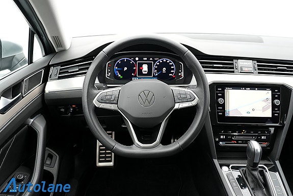 Volkswagen Passat Alltrack 15 of 29