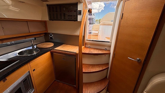 Fairline Targa 38 -2008 17 of 20