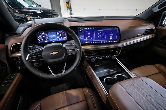 Chevrolet Tahoe 14 of 30