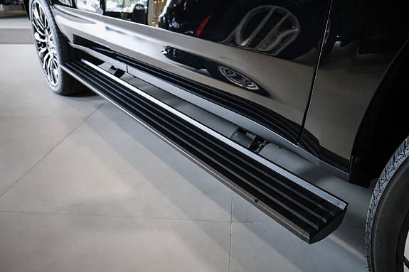 Chevrolet Tahoe 12 of 30