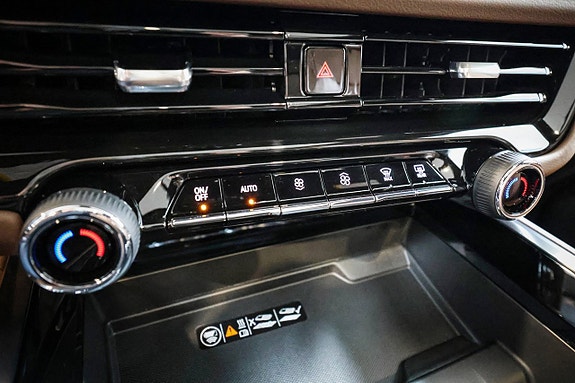 Chevrolet Tahoe 24 of 30