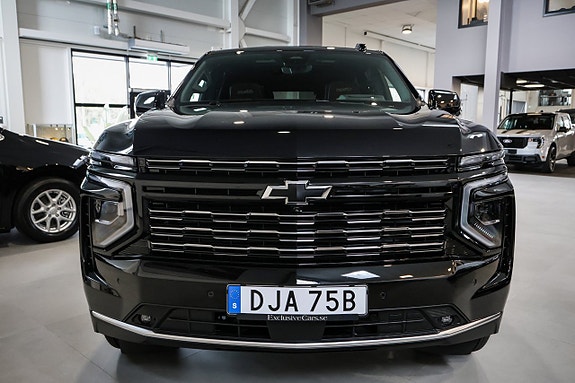 Chevrolet Tahoe 2 of 30