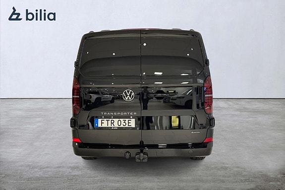 Volkswagen Transporter 6 of 16