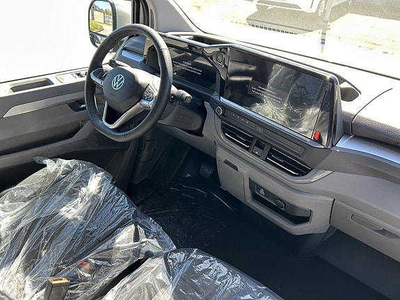 Volkswagen Transporter 12 of 22