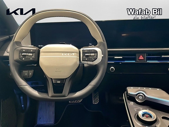 Kia EV6 7 of 20