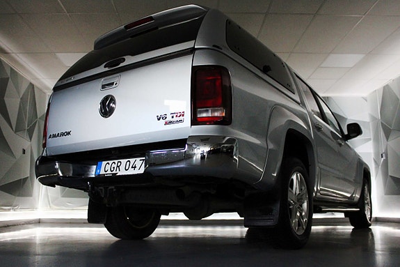 Volkswagen Amarok 8 of 25