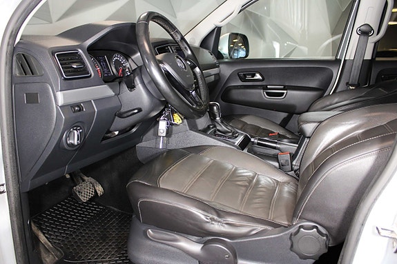 Volkswagen Amarok 12 of 25