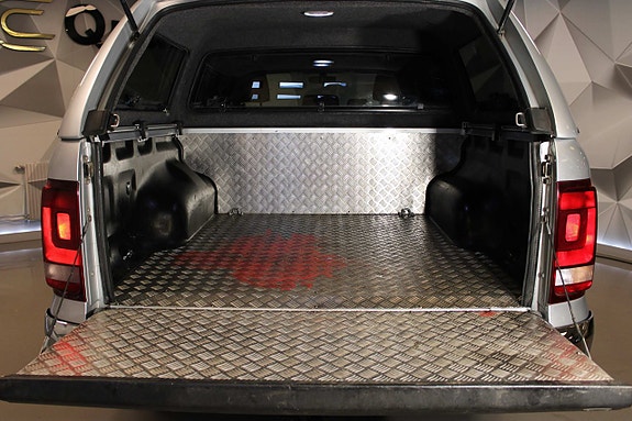 Volkswagen Amarok 20 of 25