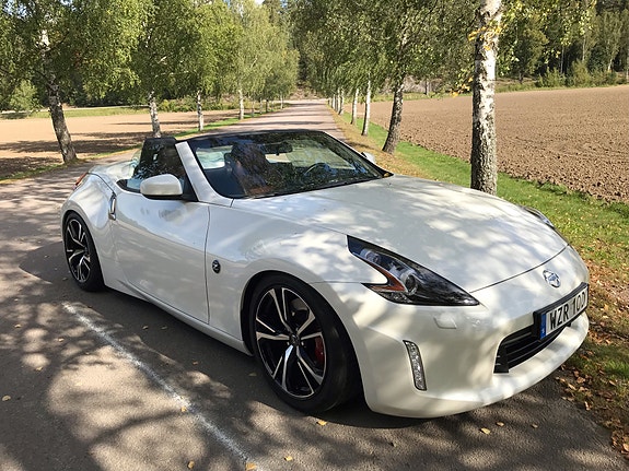 Nissan 370 Z 3 of 19