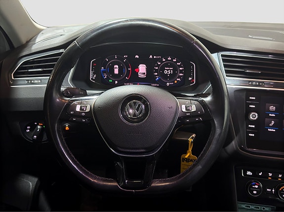 Volkswagen Tiguan 10 of 18