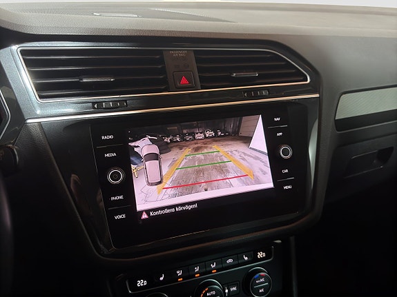 Volkswagen Tiguan 15 of 18