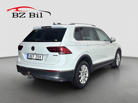 Volkswagen Tiguan 5 of 18