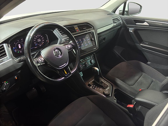 Volkswagen Tiguan 9 of 18