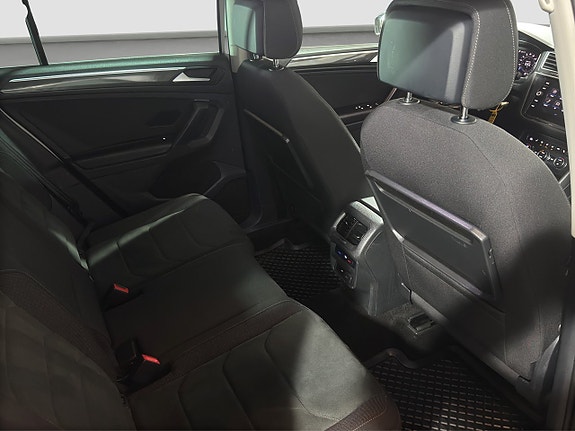 Volkswagen Tiguan 17 of 18