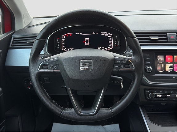 Seat Arona 10 of 21
