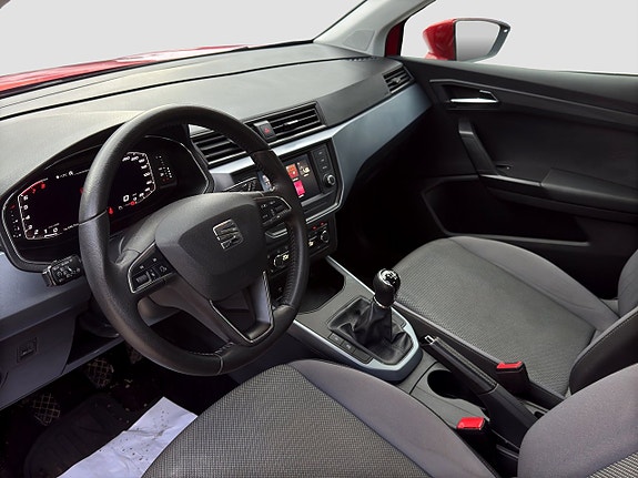 Seat Arona 9 of 21