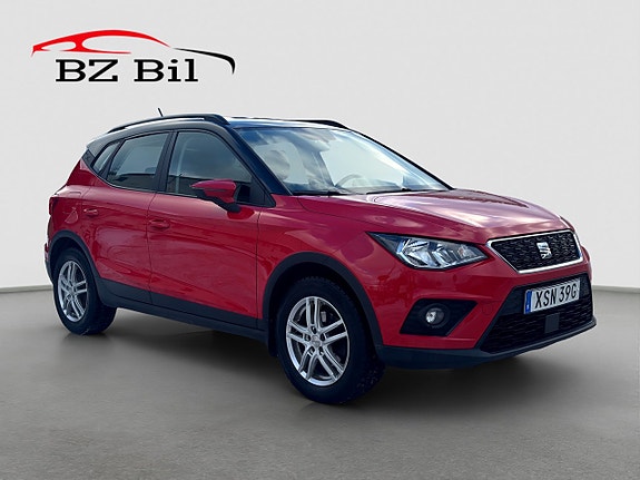 Seat Arona 8 of 21