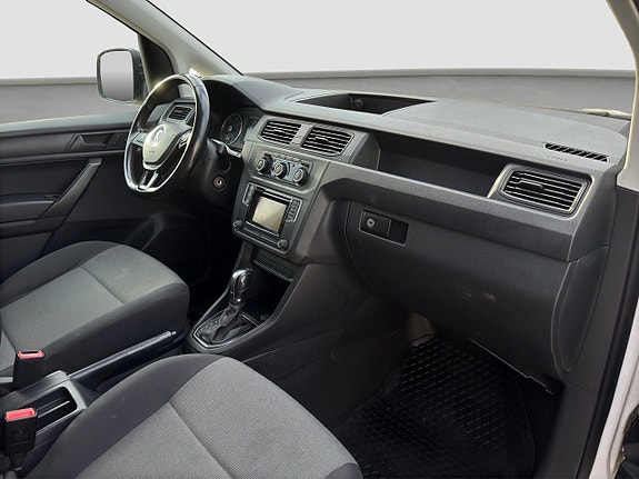 Volkswagen Caddy Maxi 10 of 13