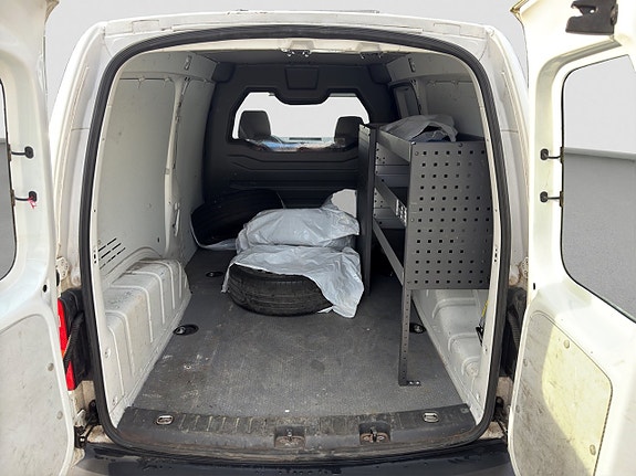 Volkswagen Caddy Maxi 13 of 13