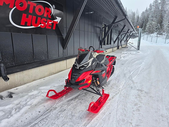 Lynx Brutal RE 400MM 850 E-TEC -25 2 of 3