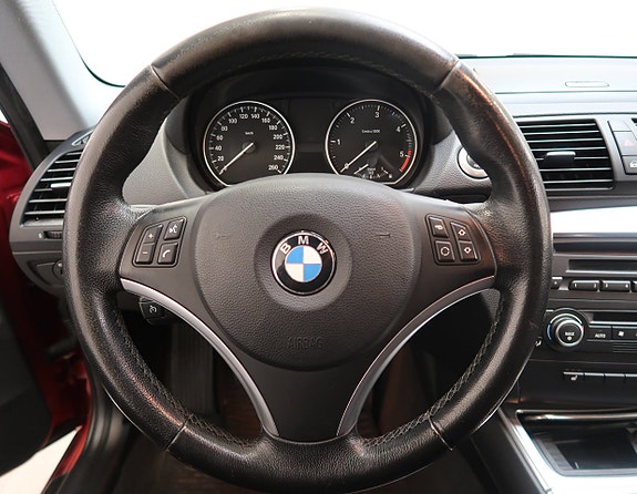 BMW 120 8 of 18
