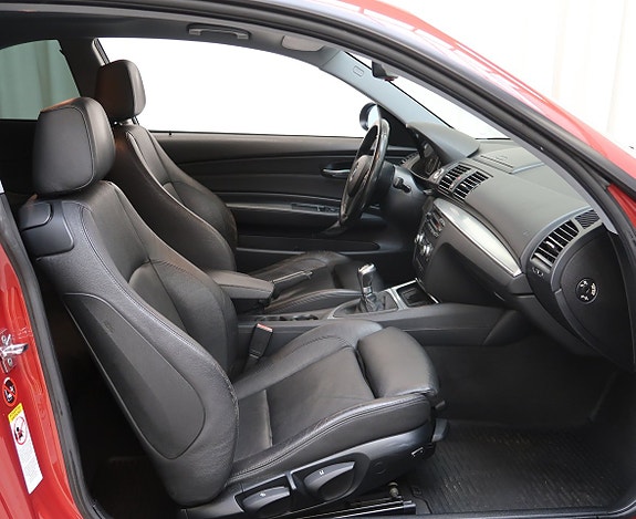 BMW 120 14 of 18