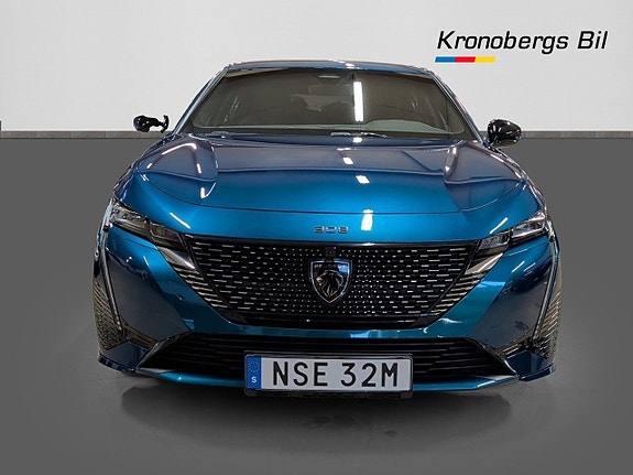 Peugeot 308 2 of 21