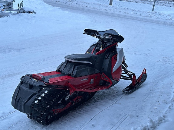 Polaris 650 INDY XC 137 -21 3 of 3