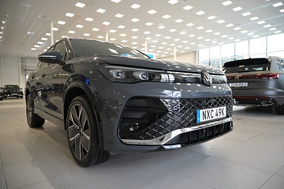 Volkswagen Tiguan 4 of 27