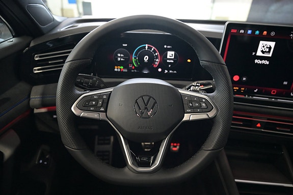 Volkswagen Tiguan 13 of 27