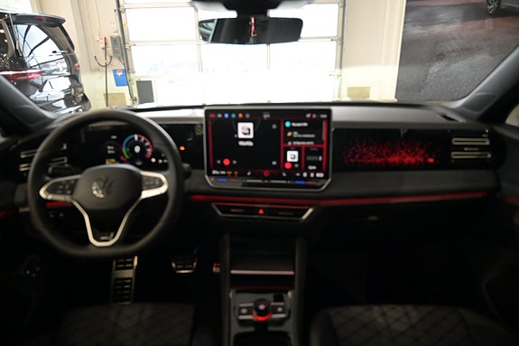 Volkswagen Tiguan 12 of 27