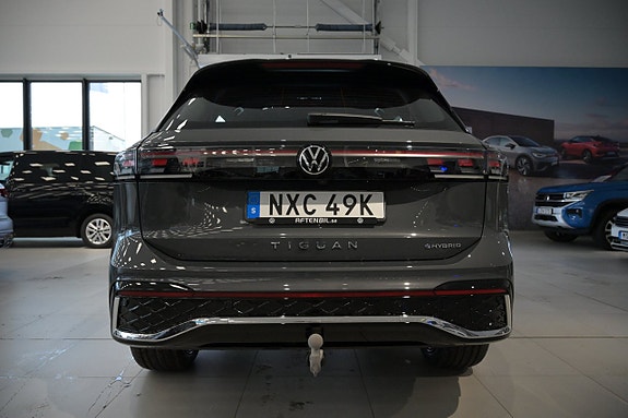 Volkswagen Tiguan 9 of 27