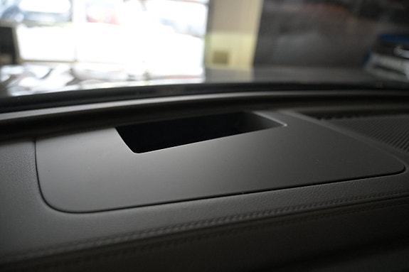 Volkswagen Tiguan 17 of 27