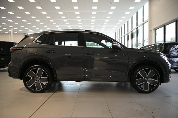 Volkswagen Tiguan 6 of 27