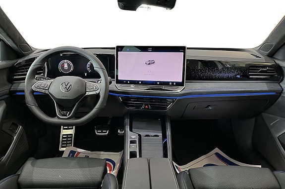 Volkswagen Passat 7 of 22